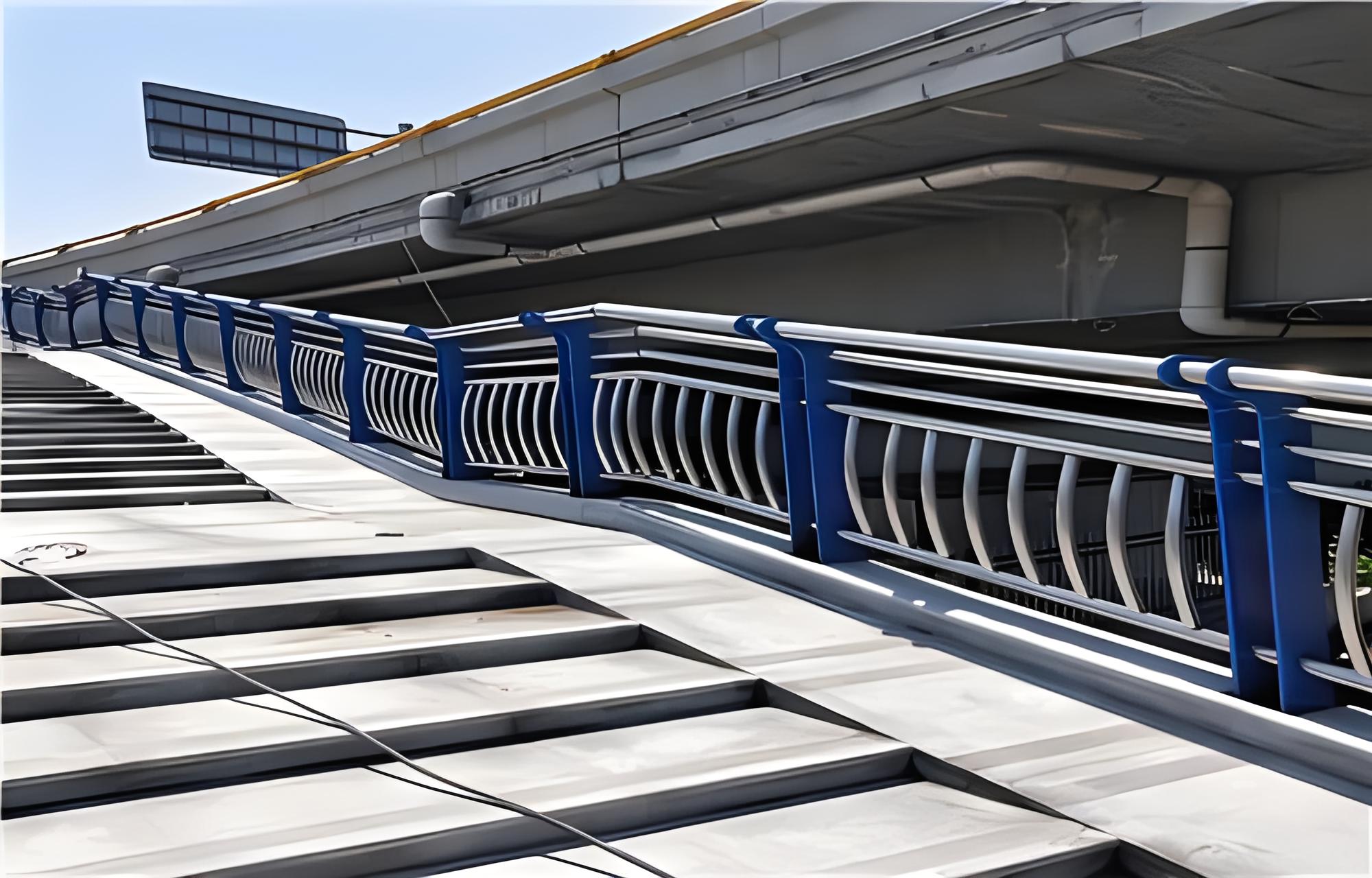 商丘不锈钢桥梁护栏维护方案：确保安全，延长使用寿命